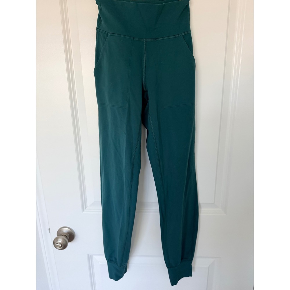 Lululemon Align High Rise Jogger in Green Jasper Size 0